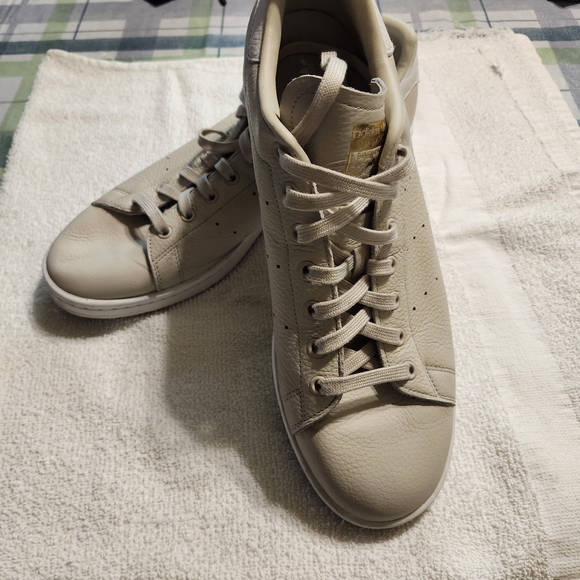 Adidas Men's Light Tan Sneakers - Picture 2 of 5